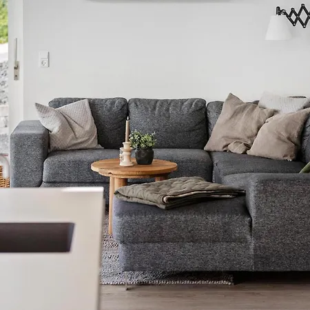 펜션 3 Bedroom Lovely In *