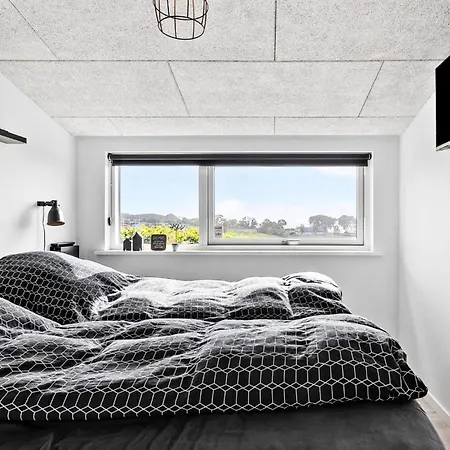 3 Bedroom Lovely In *